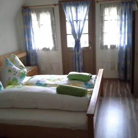 Nyaraló Reginas Ferienhaeuschen Krieglach