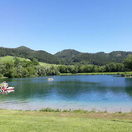 펜션 Reginas Ferienhaeuschen *