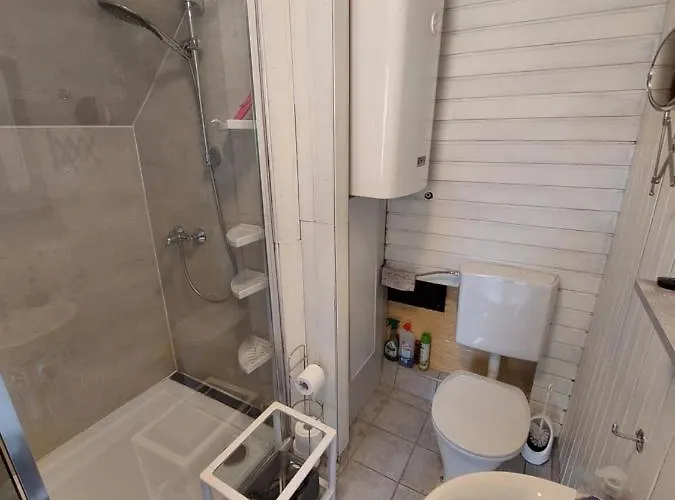 بيت للعطل Reginas Ferienhaeuschen كريغلاتش